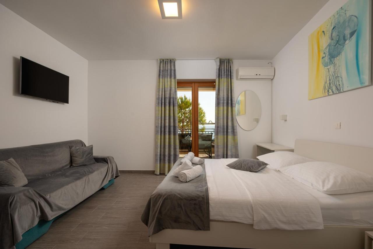 Apartments Lea Podstrana Exterior foto
